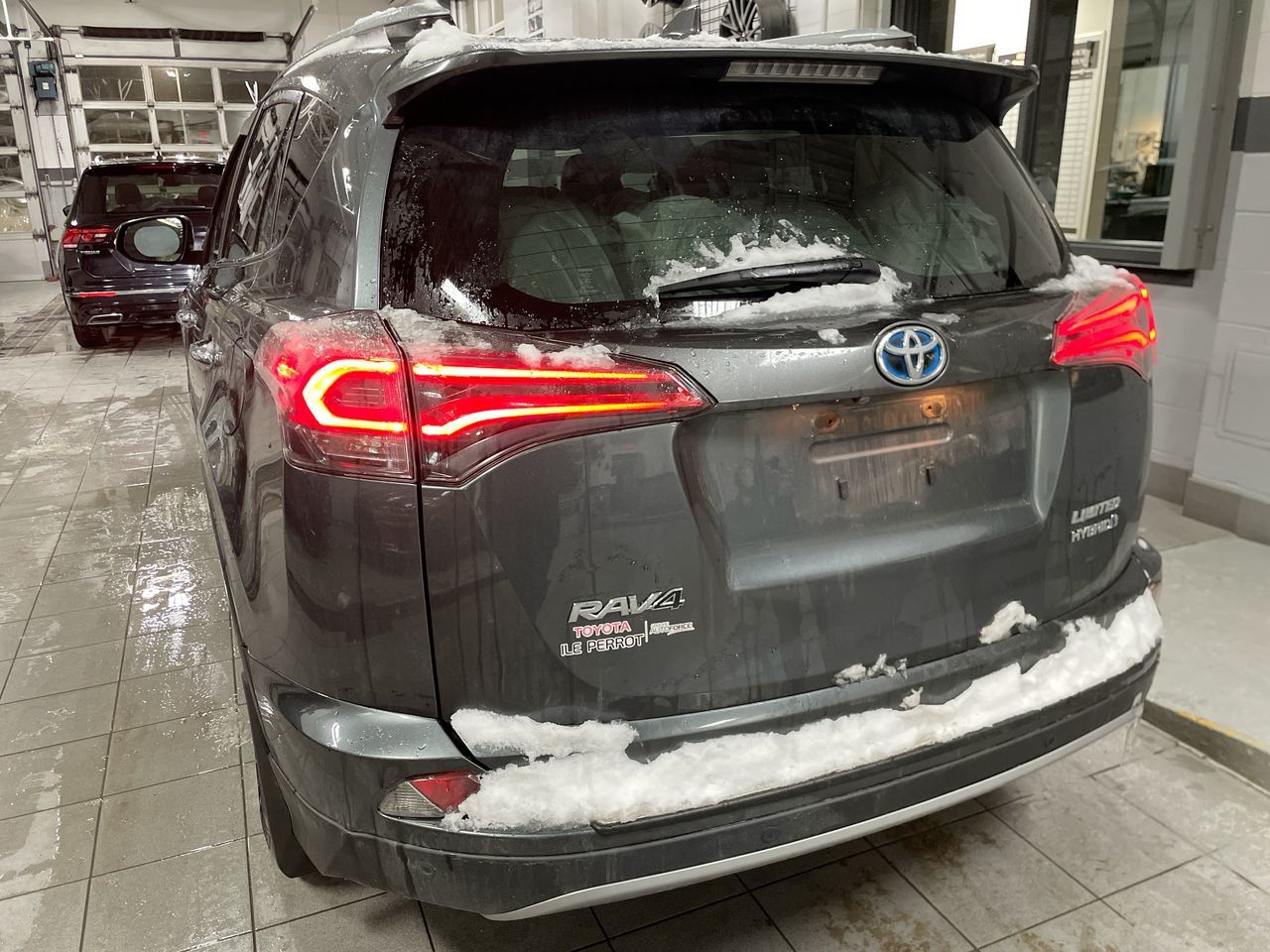 Toyota RAV4  2018