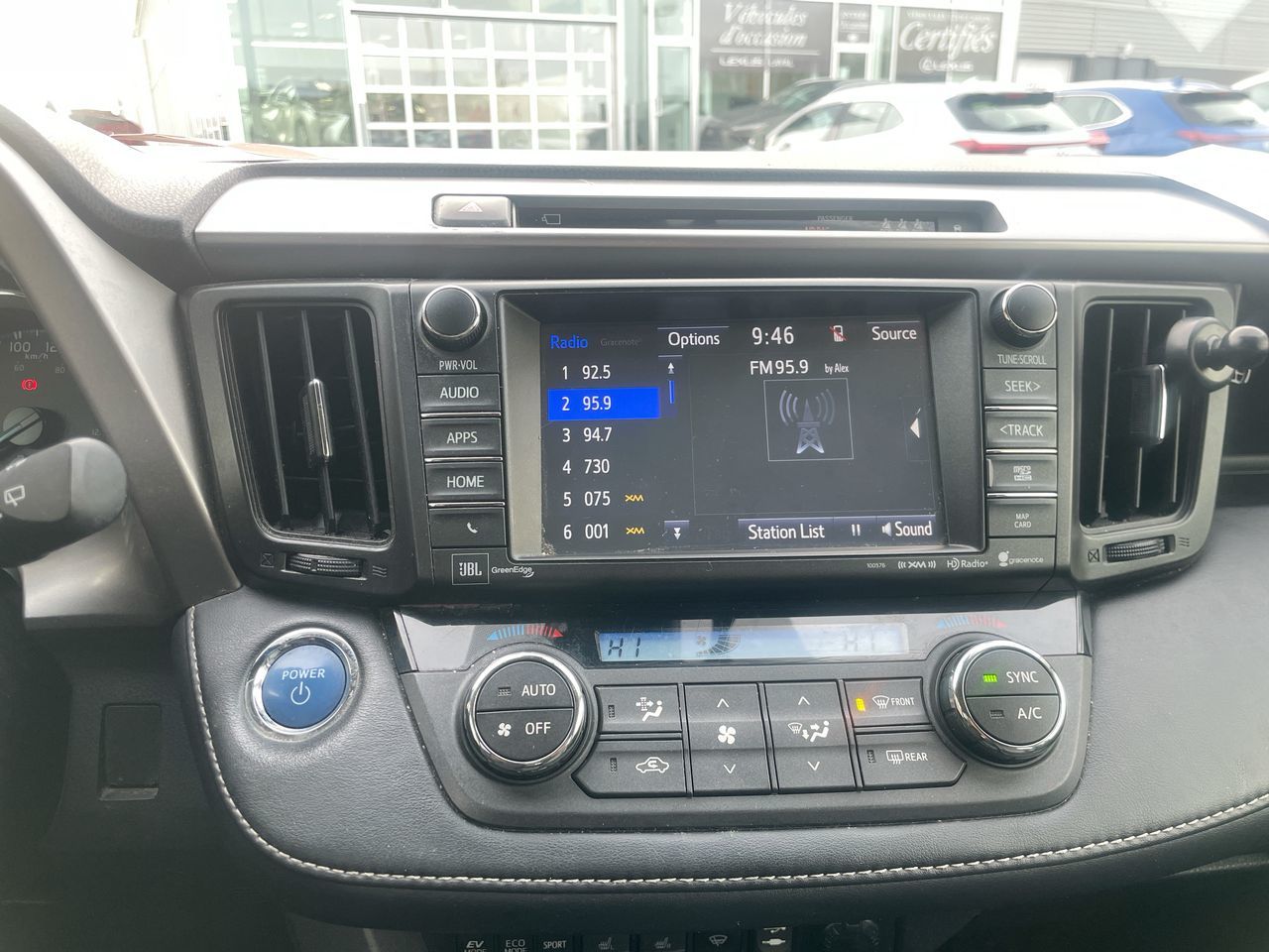 Toyota RAV4  2018 à Laval, Québec