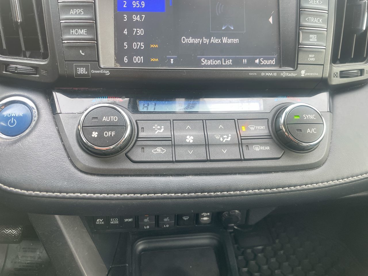 Toyota RAV4  2018 à Laval, Québec