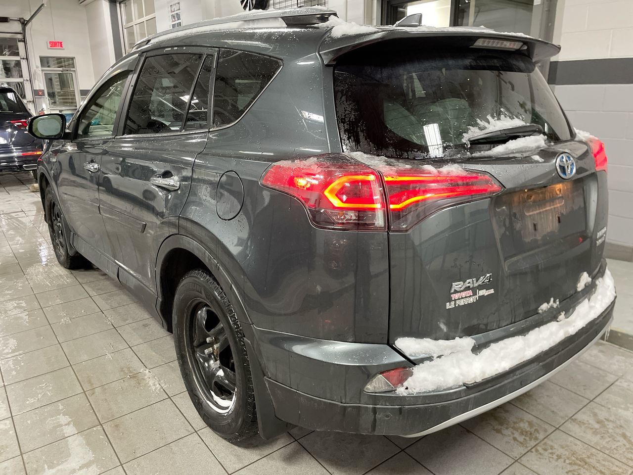 Toyota RAV4  2018