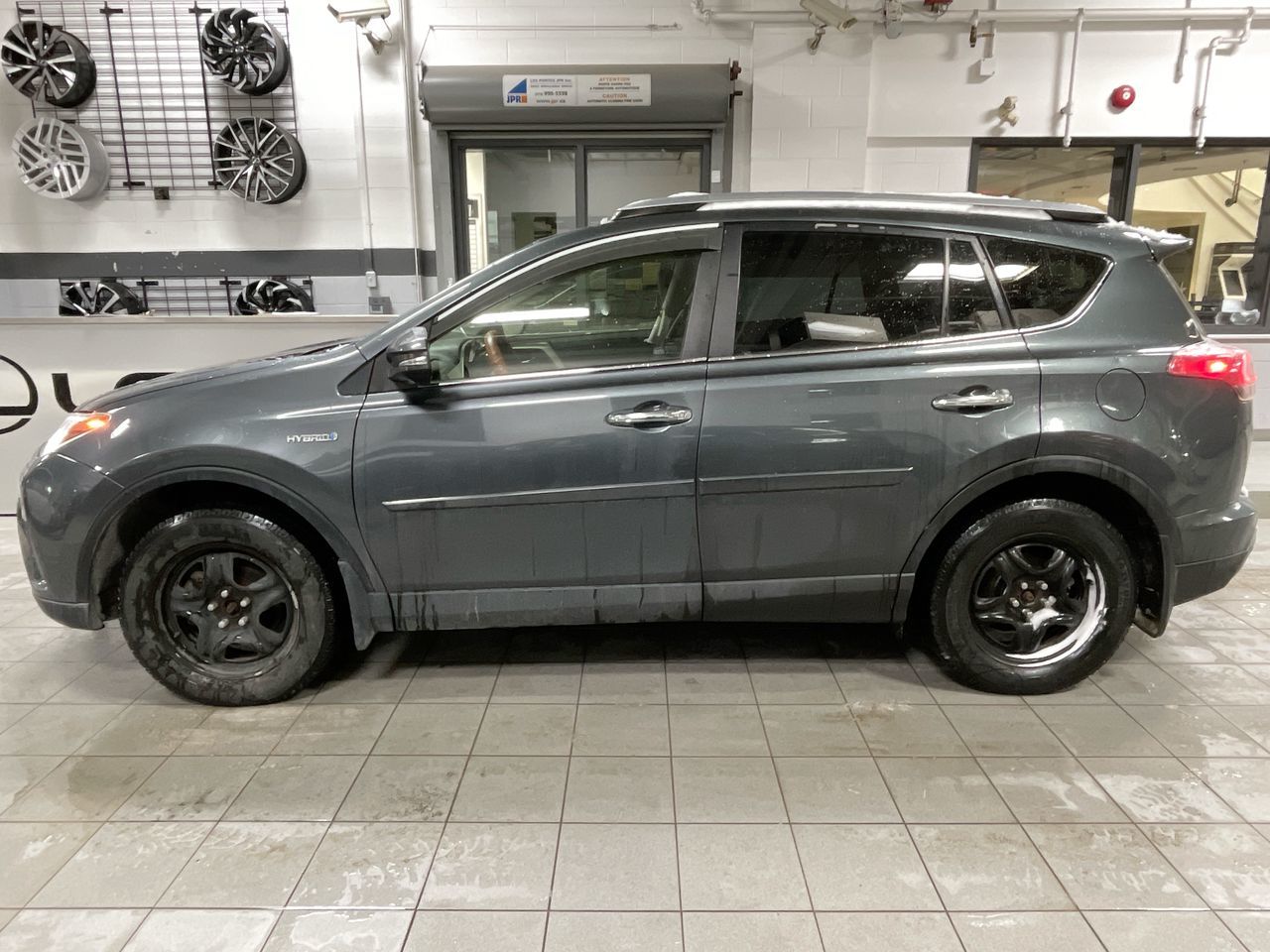 Toyota RAV4  2018