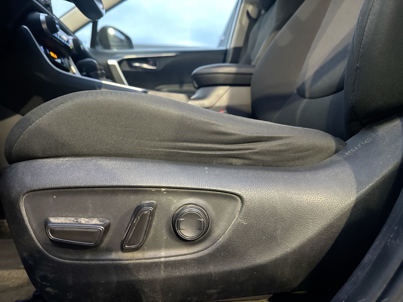 2019 Toyota RAV4 in Laval, Quebec