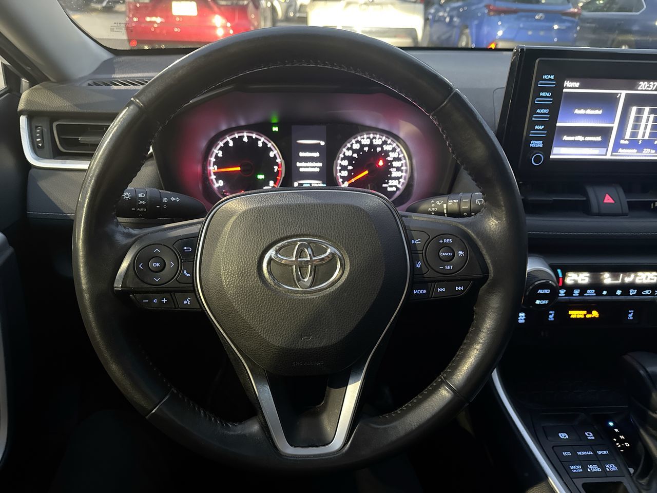 2019 Toyota RAV4 in Laval, Quebec