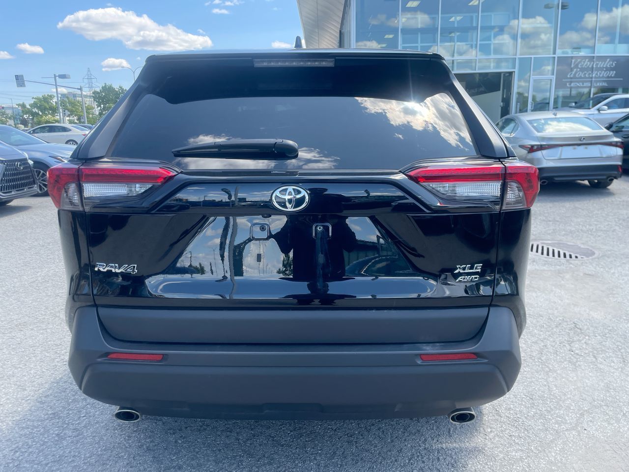 Toyota RAV4  2024 à Laval, Québec