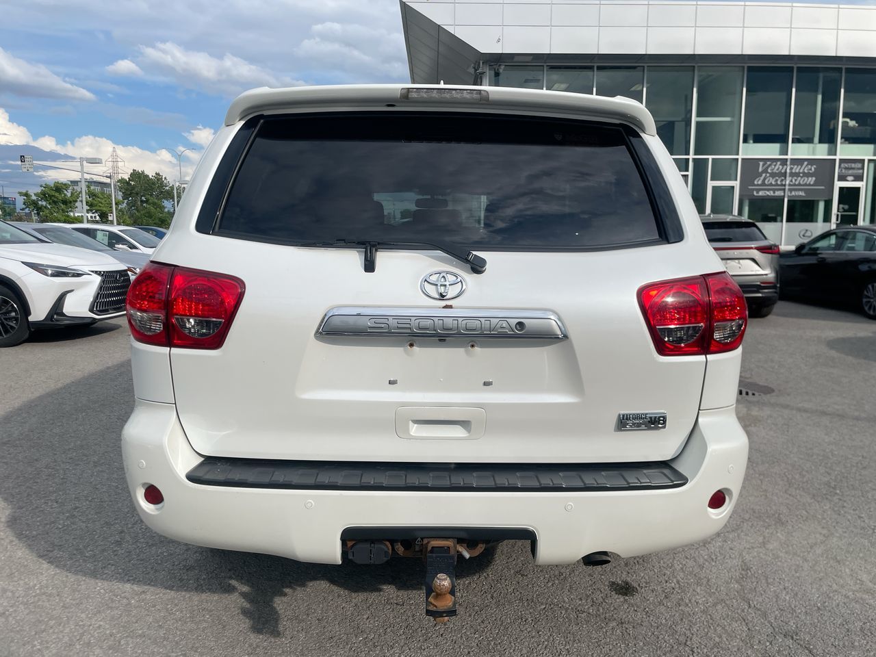 Toyota Sequoia  2016 à Laval, Québec