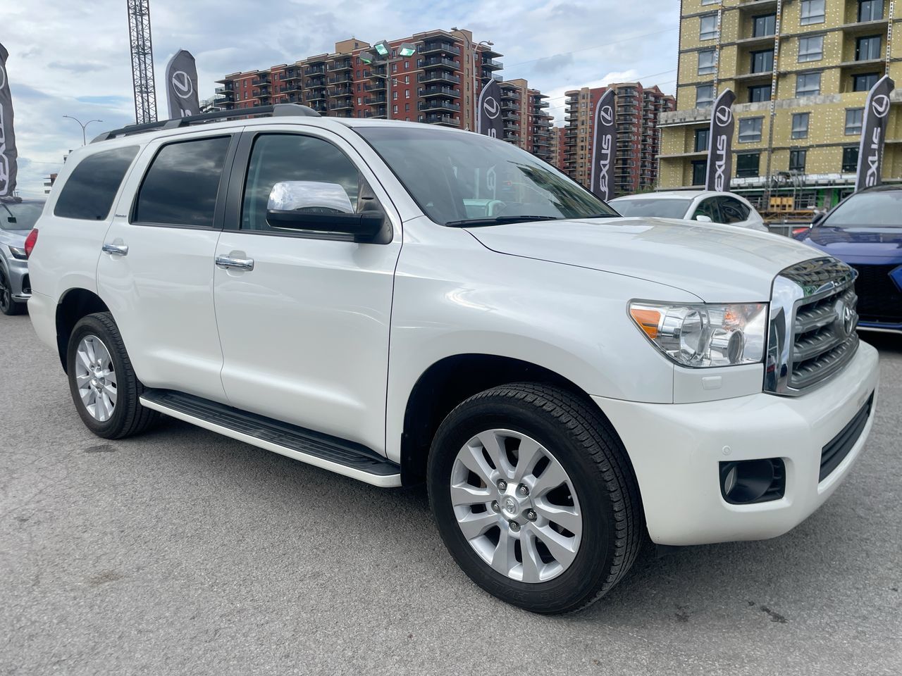 Toyota Sequoia  2016 à Laval, Québec