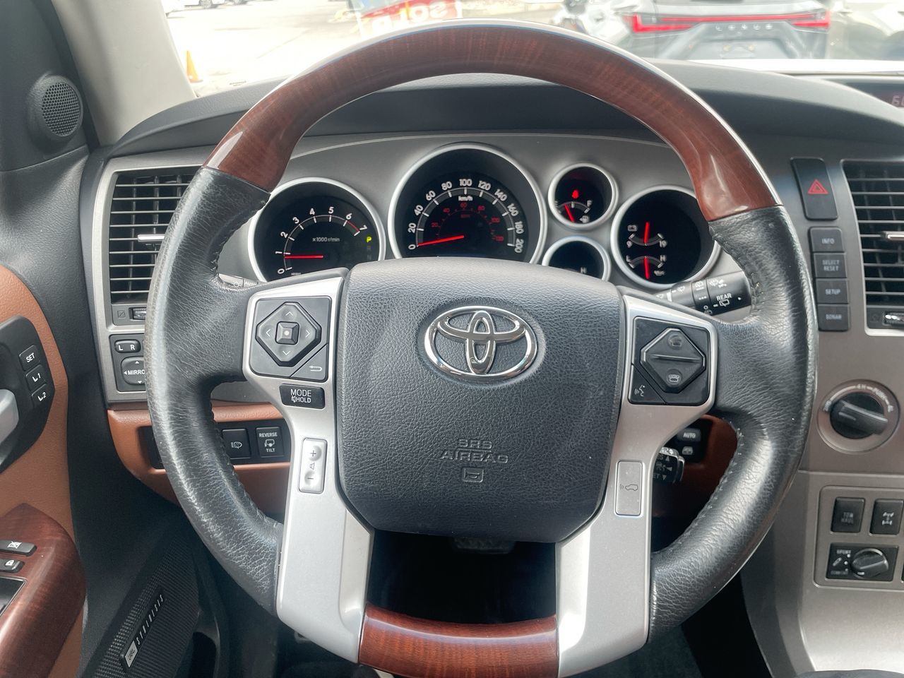 Toyota Sequoia  2016 à Laval, Québec