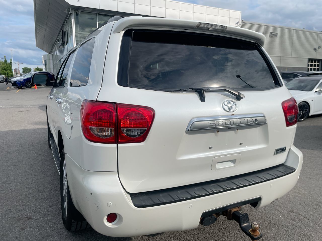 Toyota Sequoia  2016 à Laval, Québec
