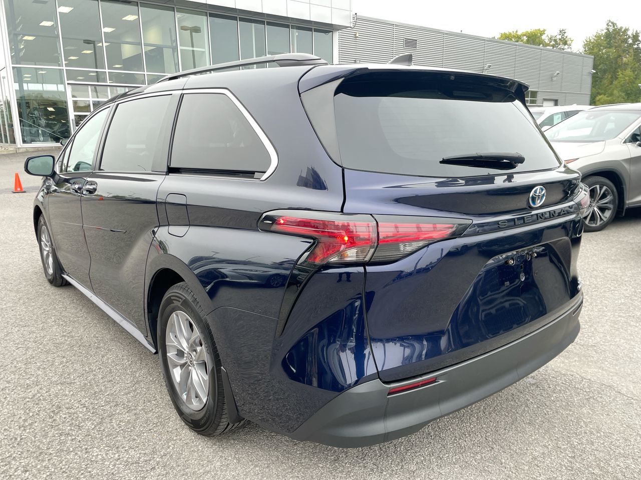 Toyota Sienna  2021