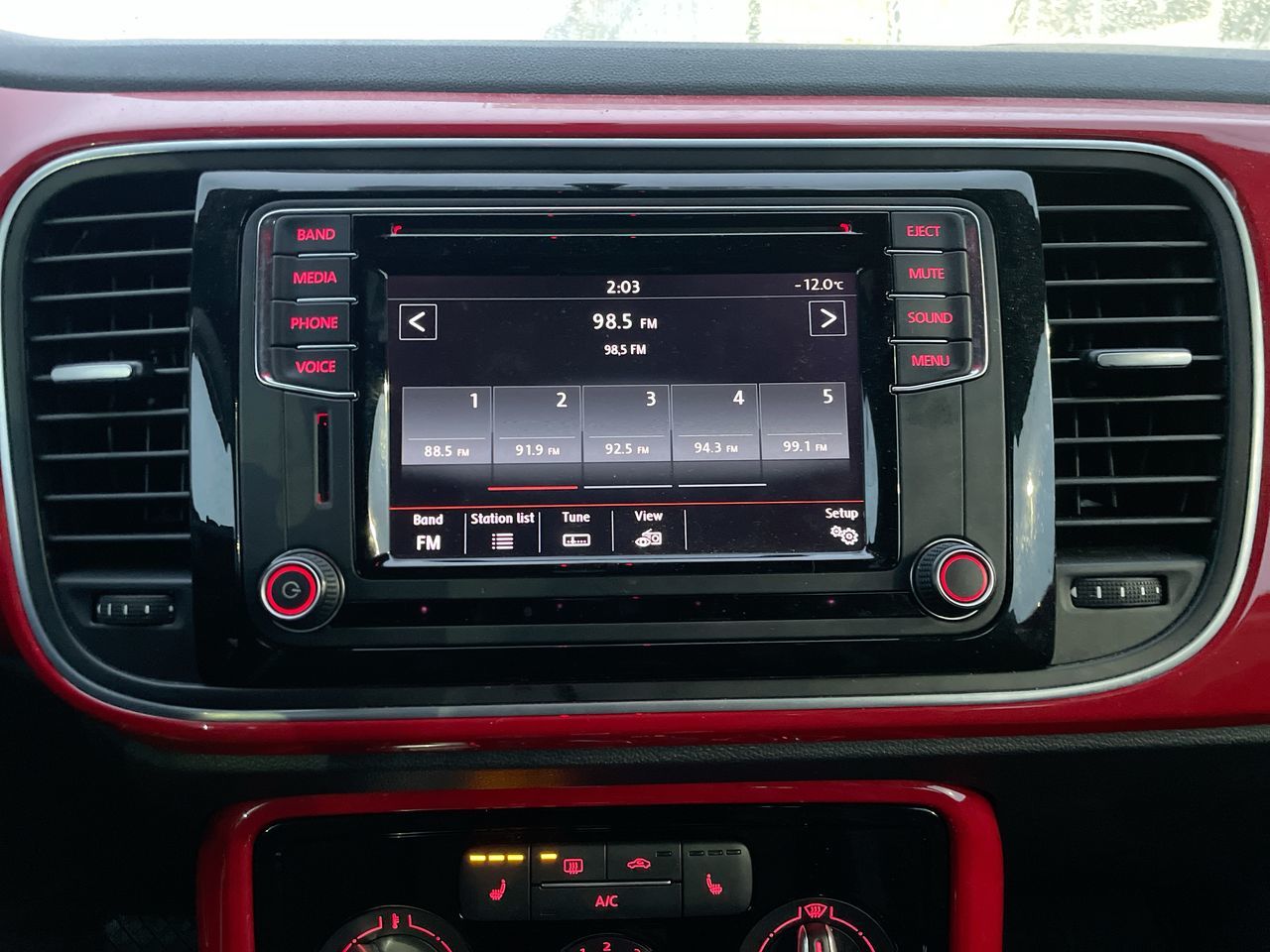 2017 Volkswagen Beetle Coupe in Laval, Quebec