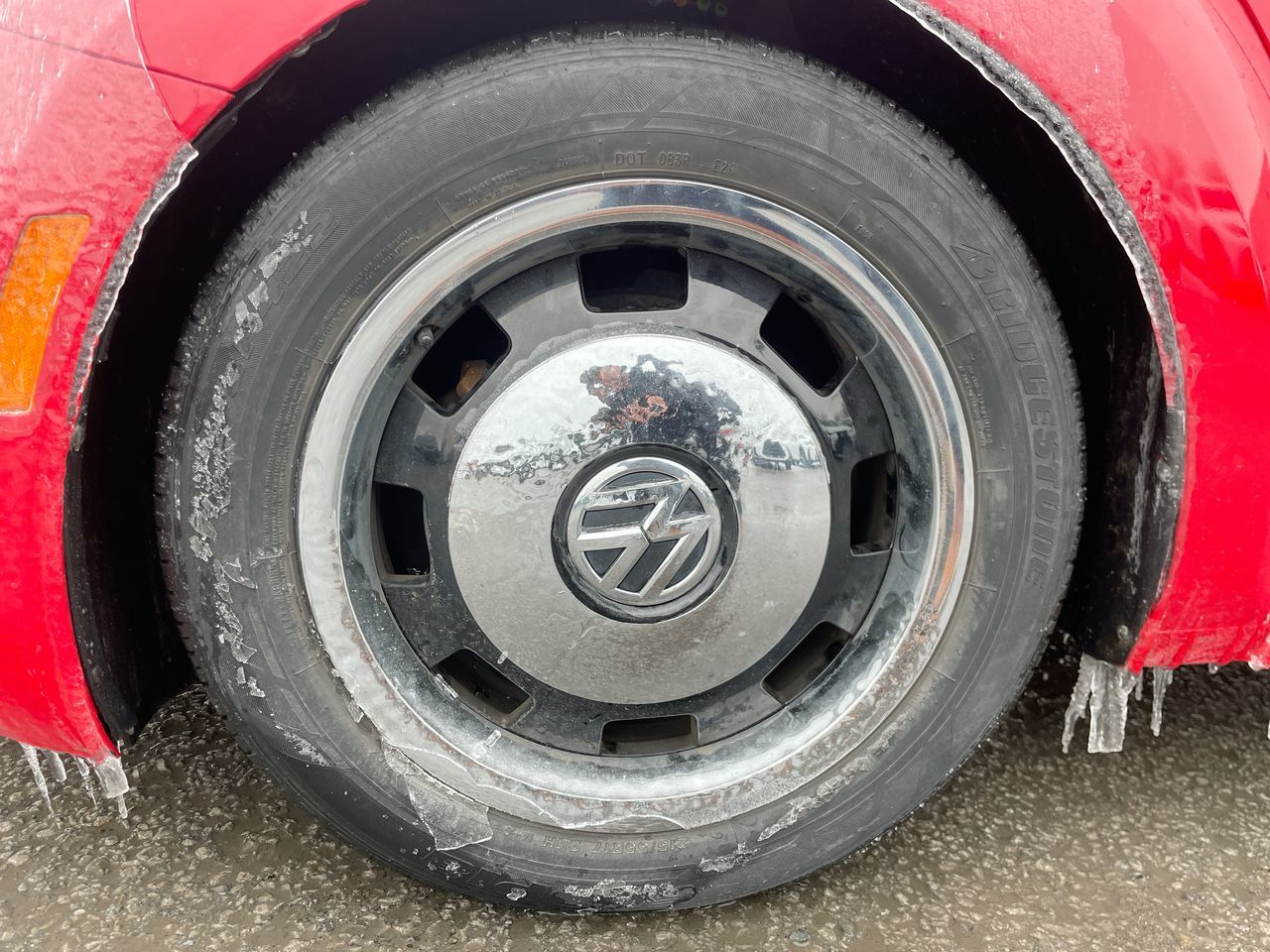 Volkswagen Beetle Coupe  2017