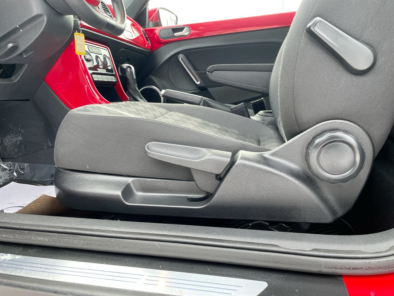 Volkswagen Beetle Coupe  2017