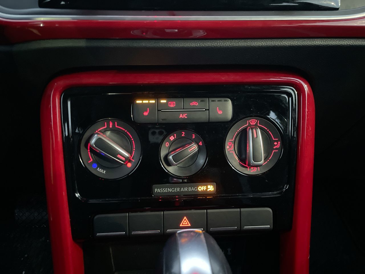 Volkswagen Beetle Coupe  2017