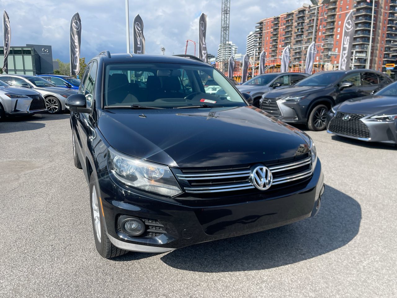 Volkswagen Tiguan  2014