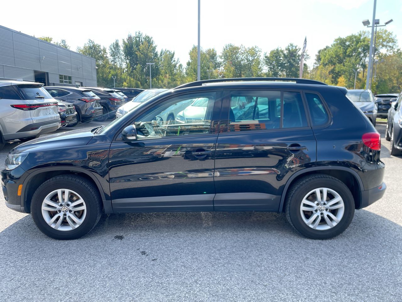 Volkswagen Tiguan  2014