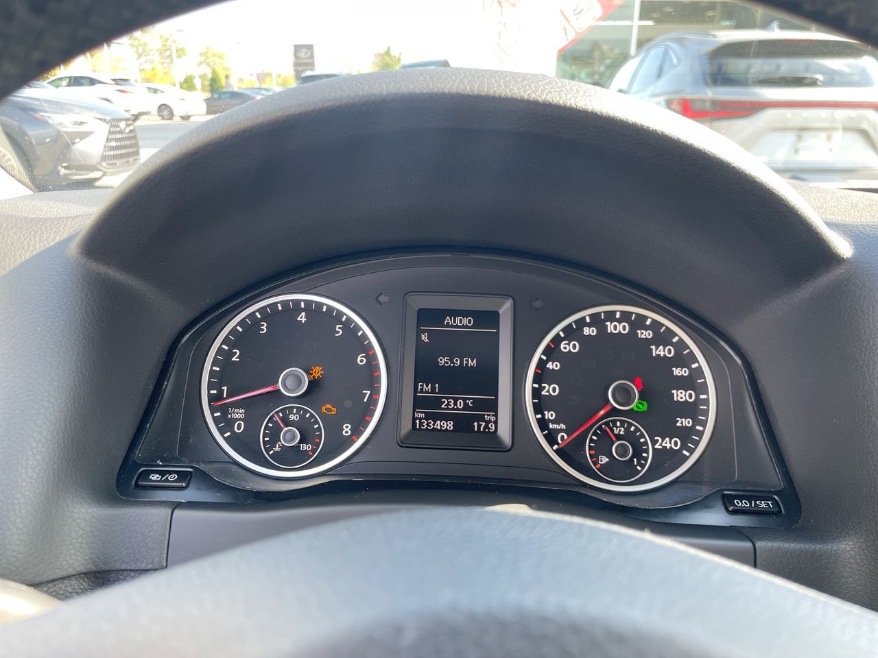 Volkswagen Tiguan  2014