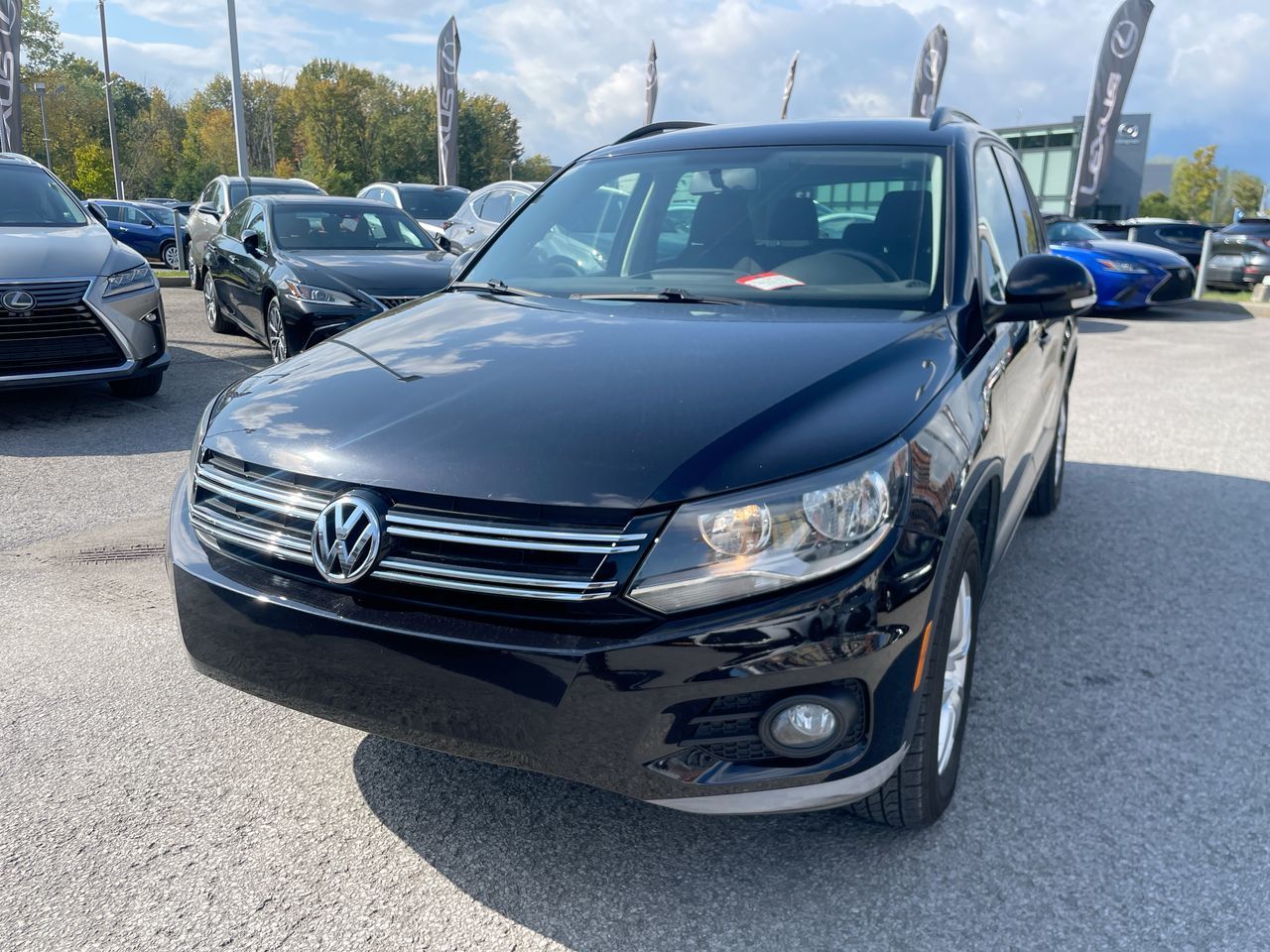 Volkswagen Tiguan  2014