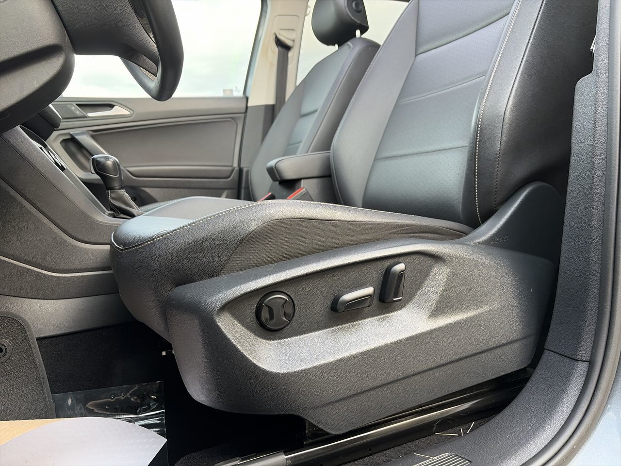 Volkswagen Tiguan  2021