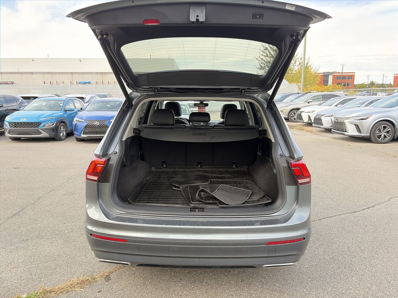 Volkswagen Tiguan  2021