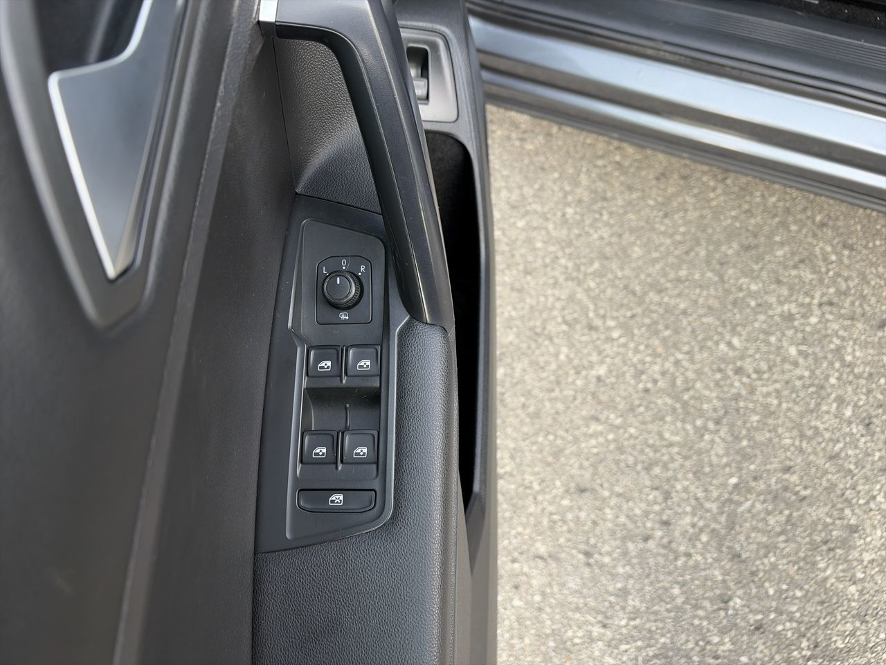 Volkswagen Tiguan  2021