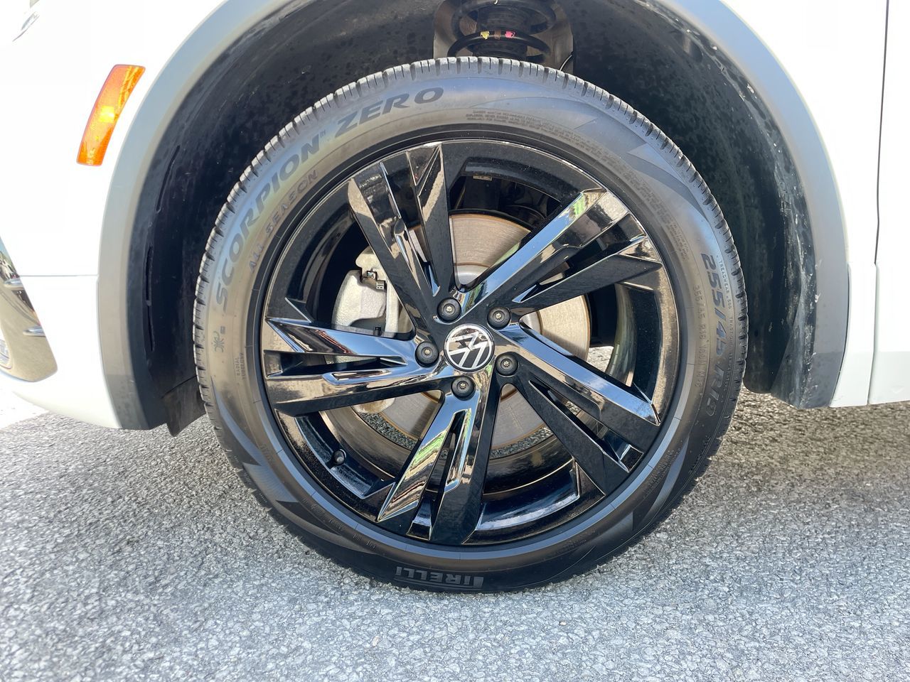 Volkswagen Tiguan  2024