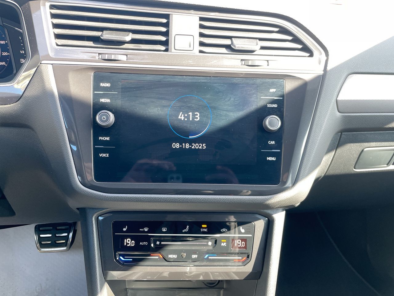 Volkswagen Tiguan  2024