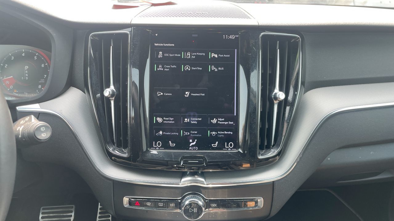 2021 Volvo XC60 in Laval, Quebec