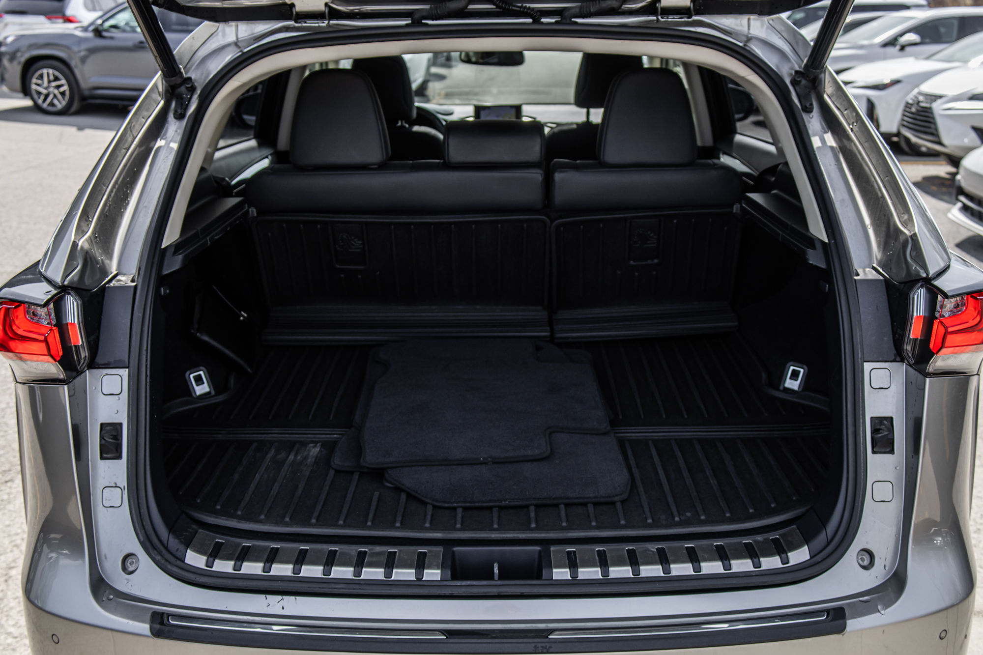 Lexus NX 300h  2017 à Laval, Québec