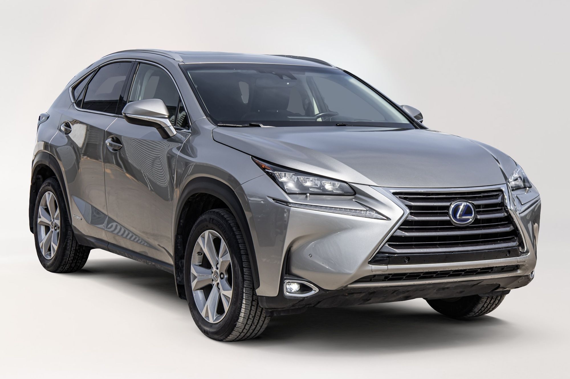 Lexus NX 300h  2017 à Laval, Québec