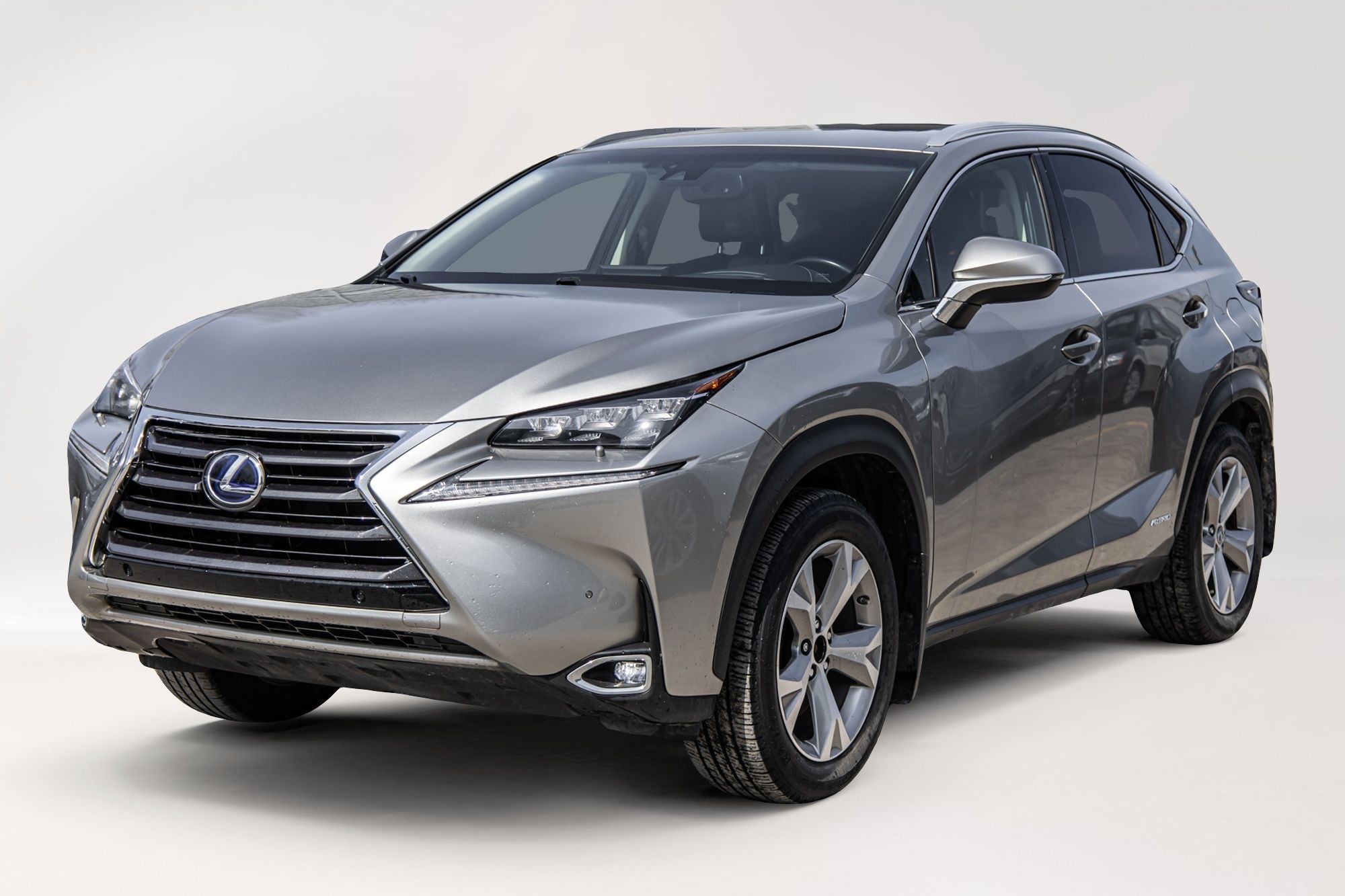 Lexus NX 300h  2017 à Laval, Québec
