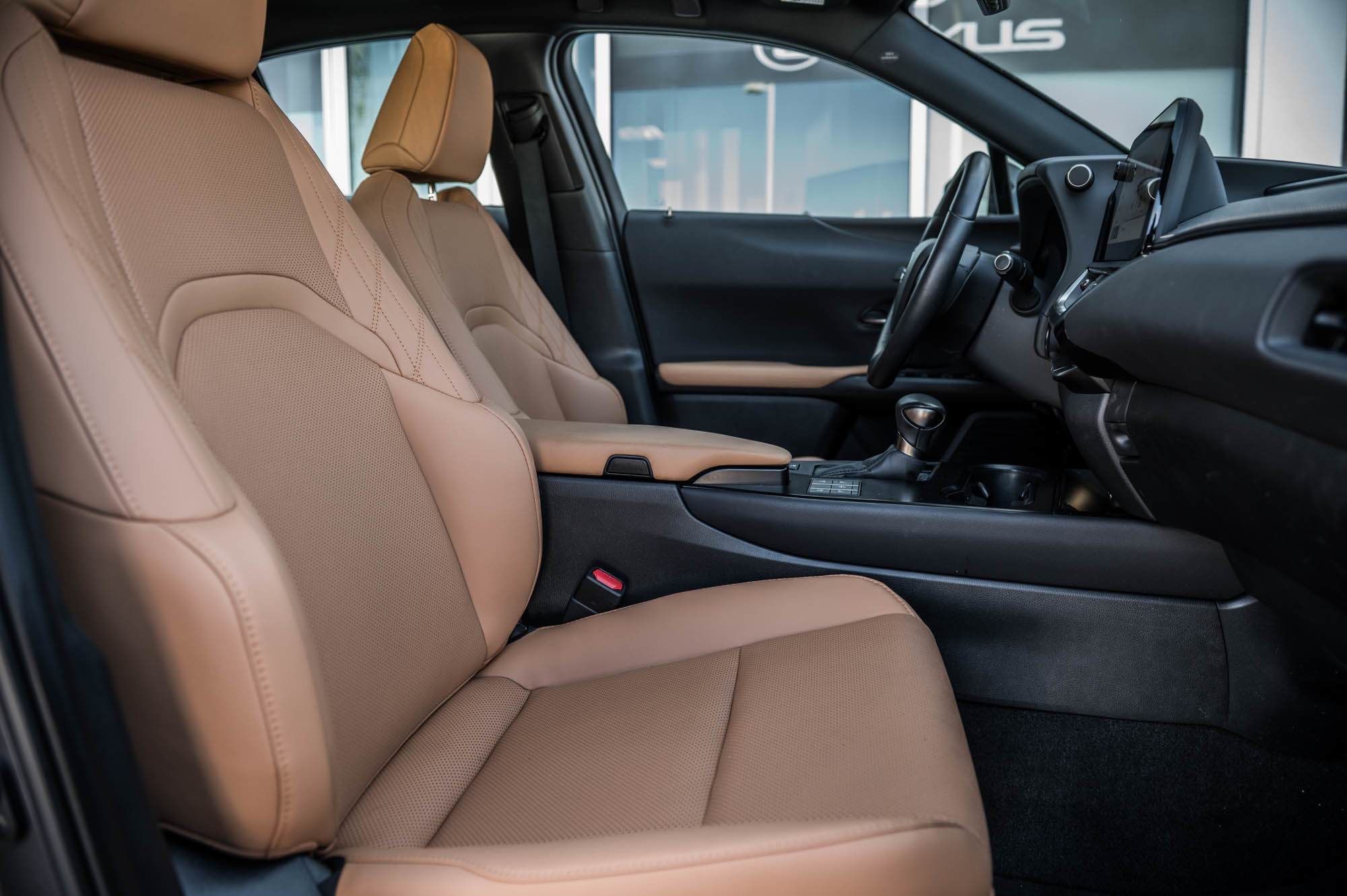 2024 Lexus UX 250h in Laval, Quebec