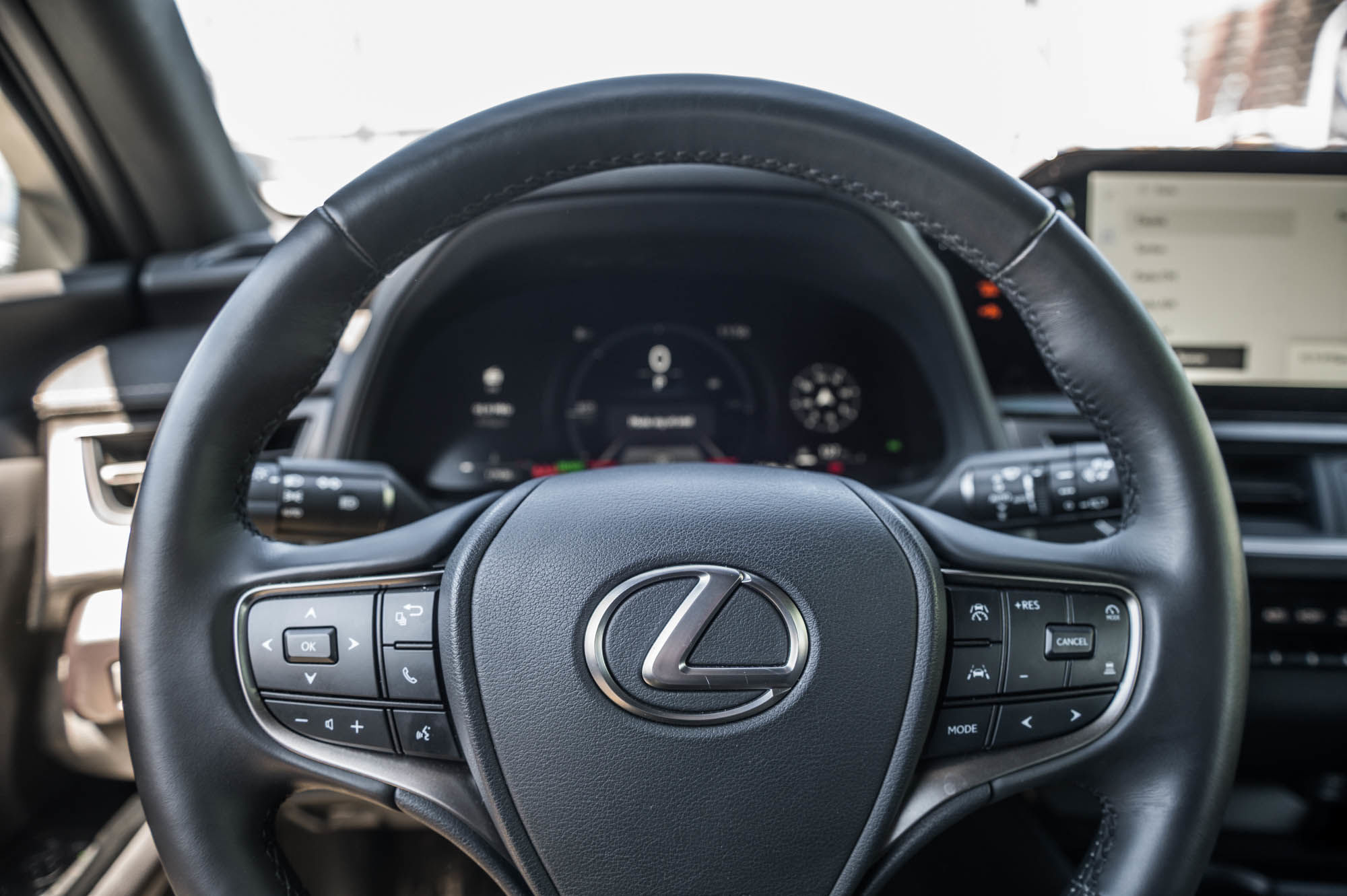 Lexus UX  2025 à Laval, Québec