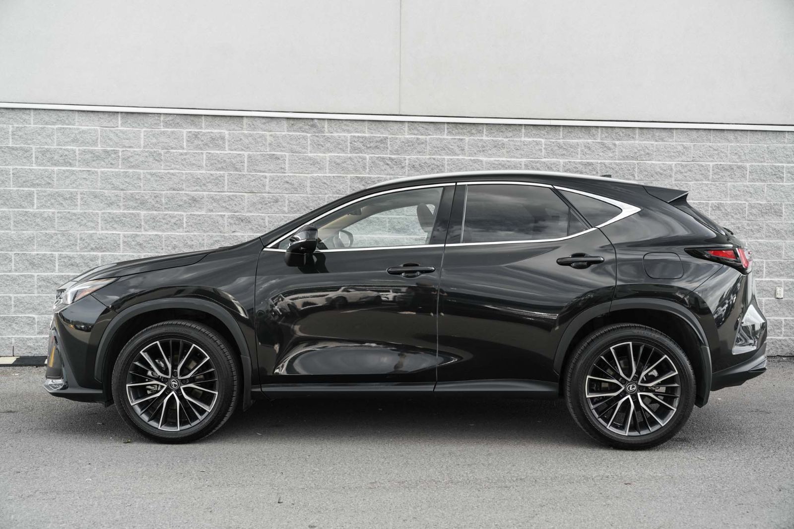 Lexus NX 350 EXECUTIVE AWD MARK LEVINSON LOW KM TOIT PANO 2024 — photo 5
