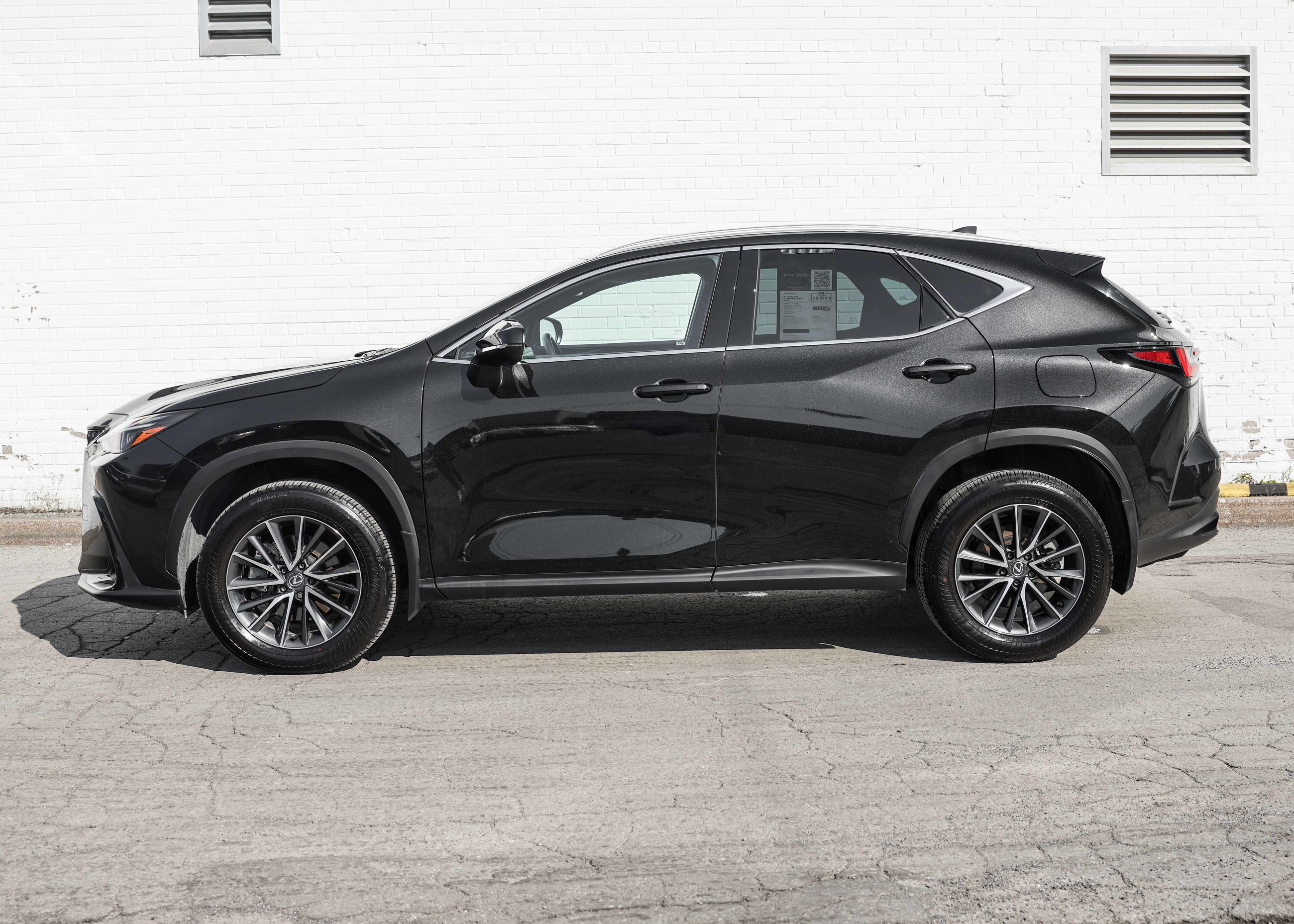 Lexus NX 350 **PREMIUM AWD** 2025 — photo 3