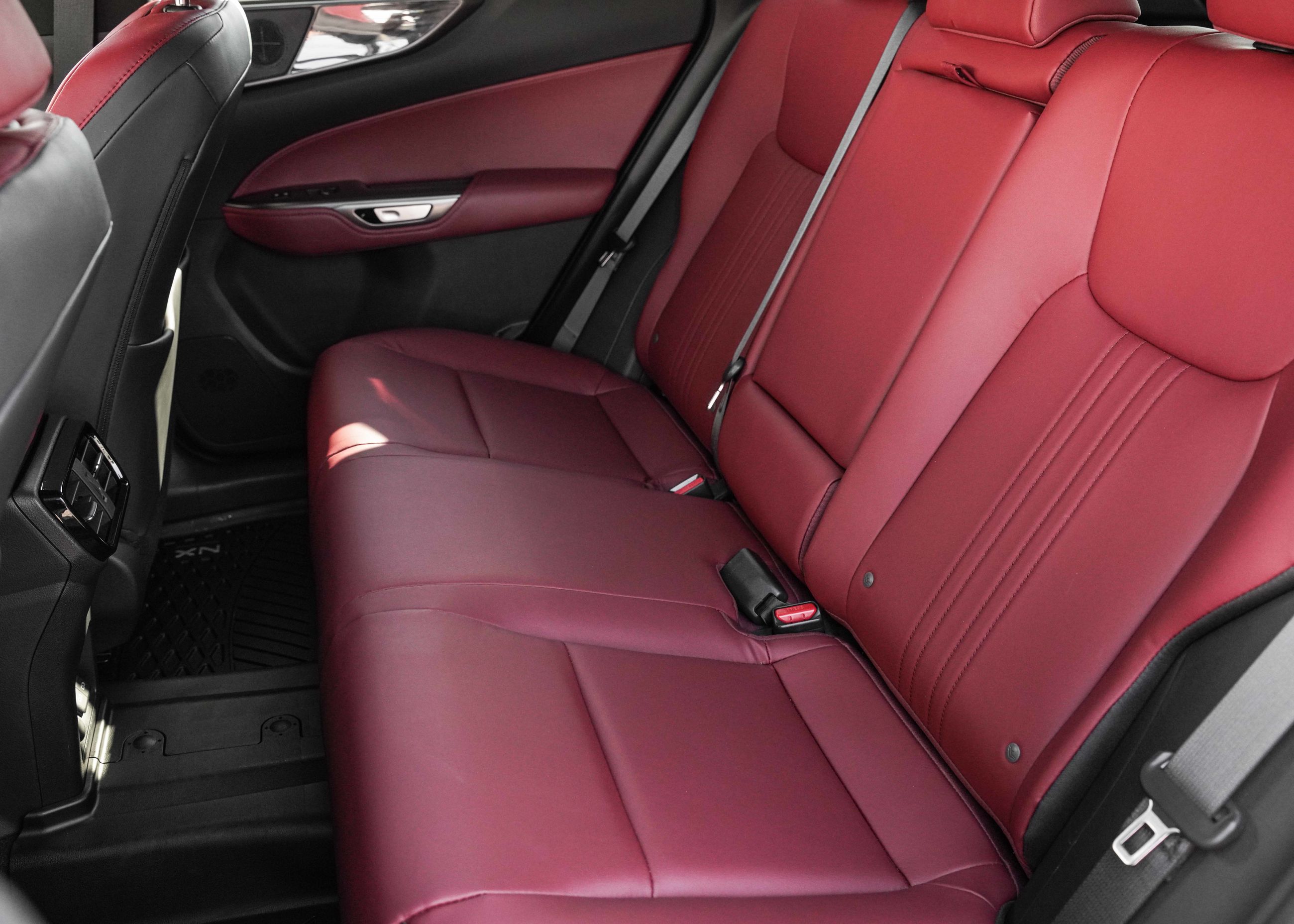 Lexus NX 350 **PREMIUM AWD** 2025 — photo 8