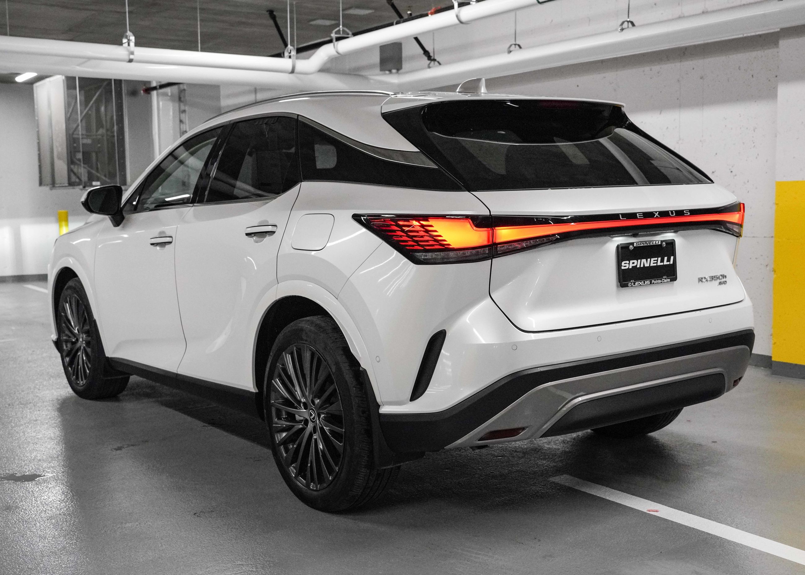 Lexus RX 350H **EXECUTIVE HYBRIDE PKG** 2023 — photo 4