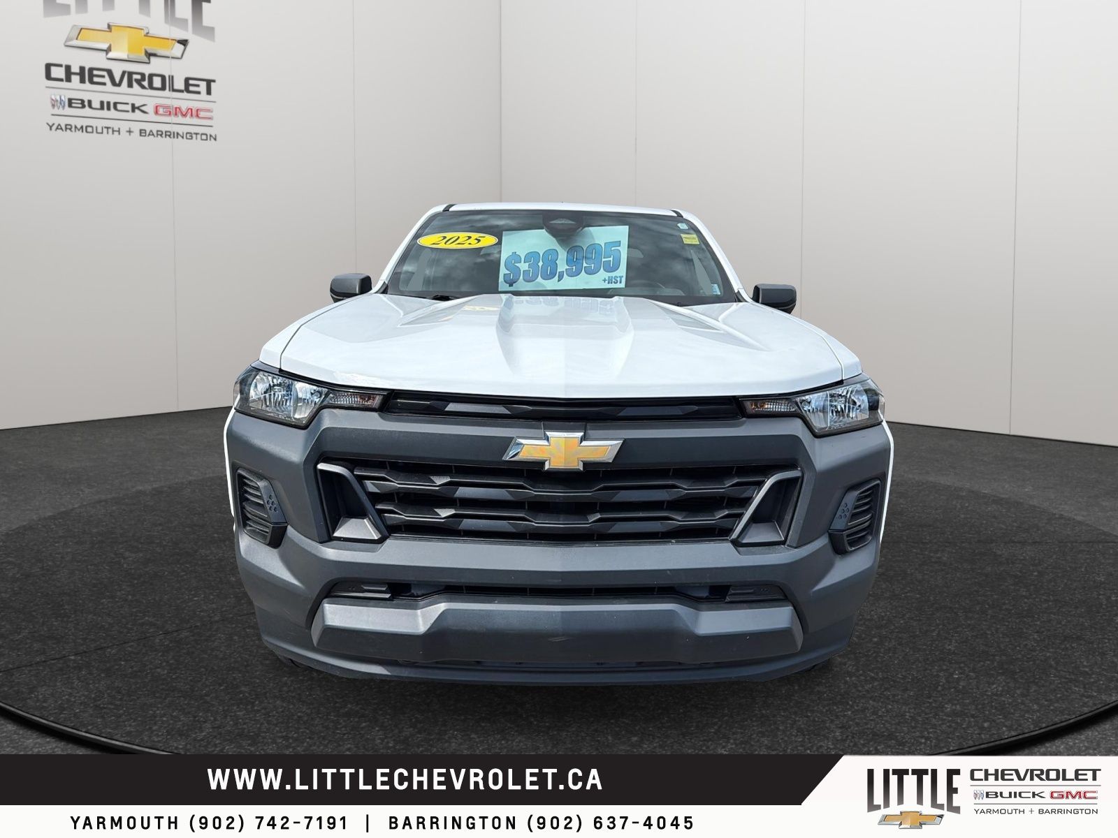 Photo 2025 Chevrolet Colorado 4WD Work Truck #2