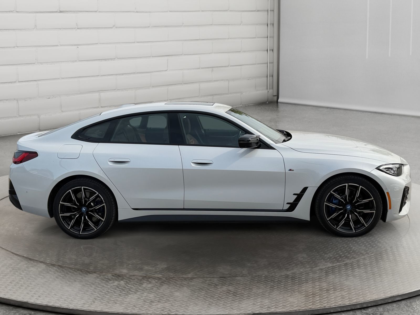 Photo 2024 BMW i4 M50 xDrive #4