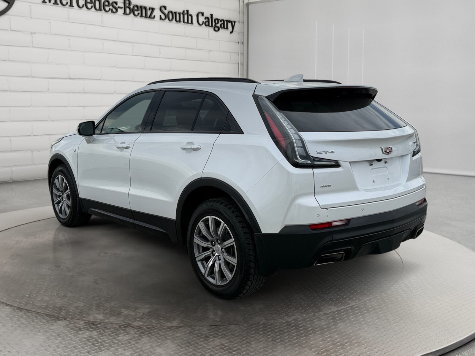 Photo 2023 Cadillac XT4 AWD Sport #7