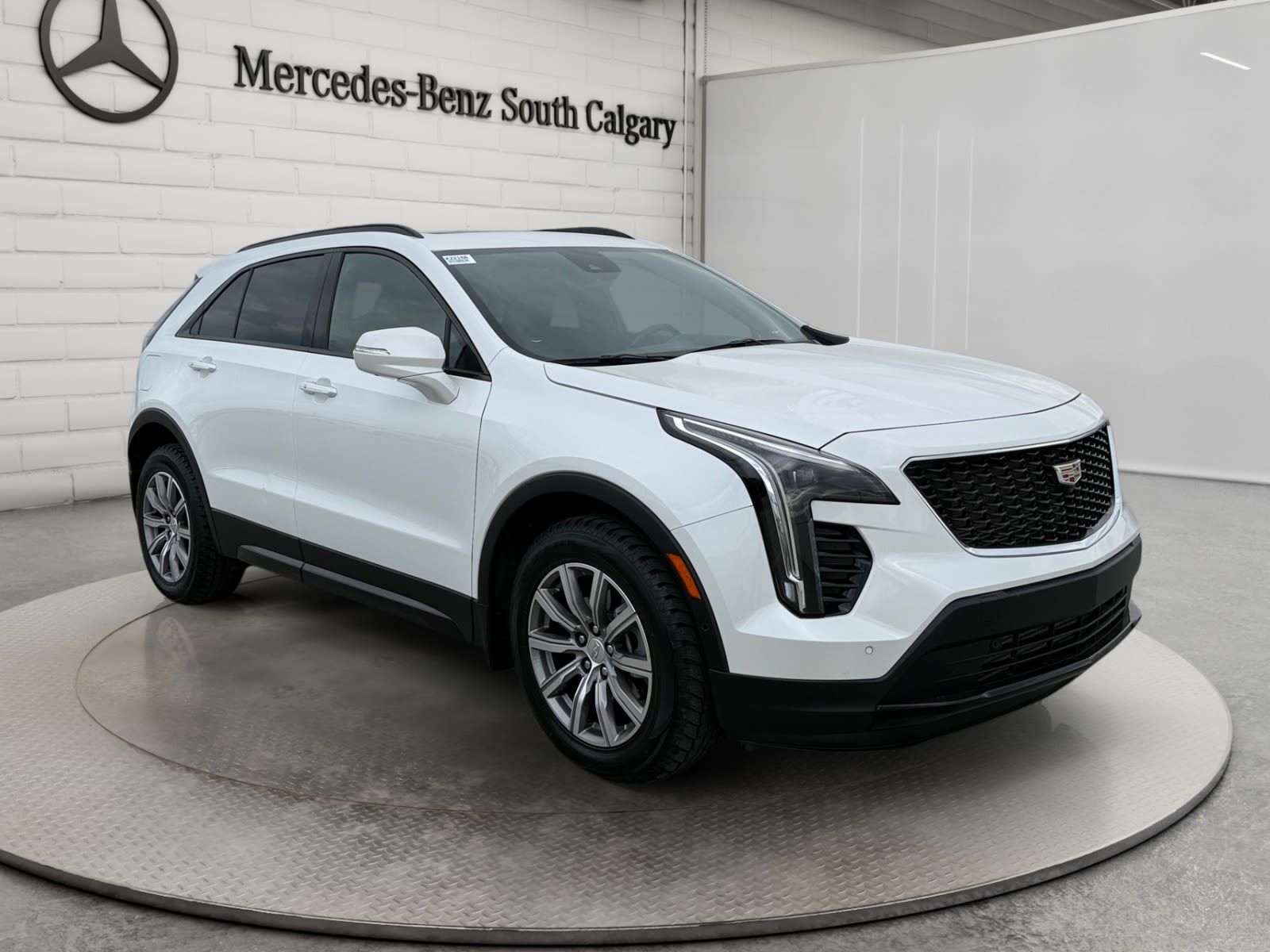 Photo 2023 Cadillac XT4 AWD Sport #3