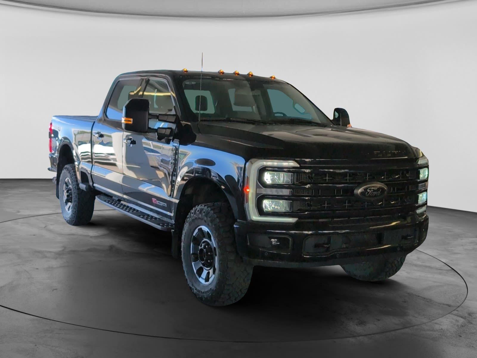 Photo 2024 Ford Super Duty F-350 SRW LARIAT #3