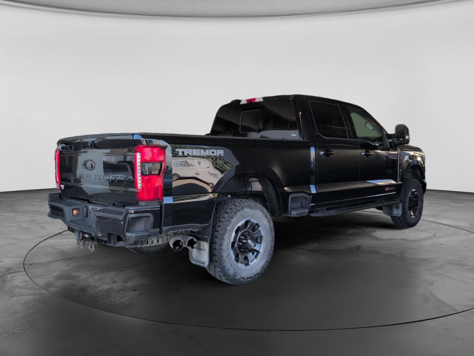 Photo 2024 Ford Super Duty F-350 SRW LARIAT #4