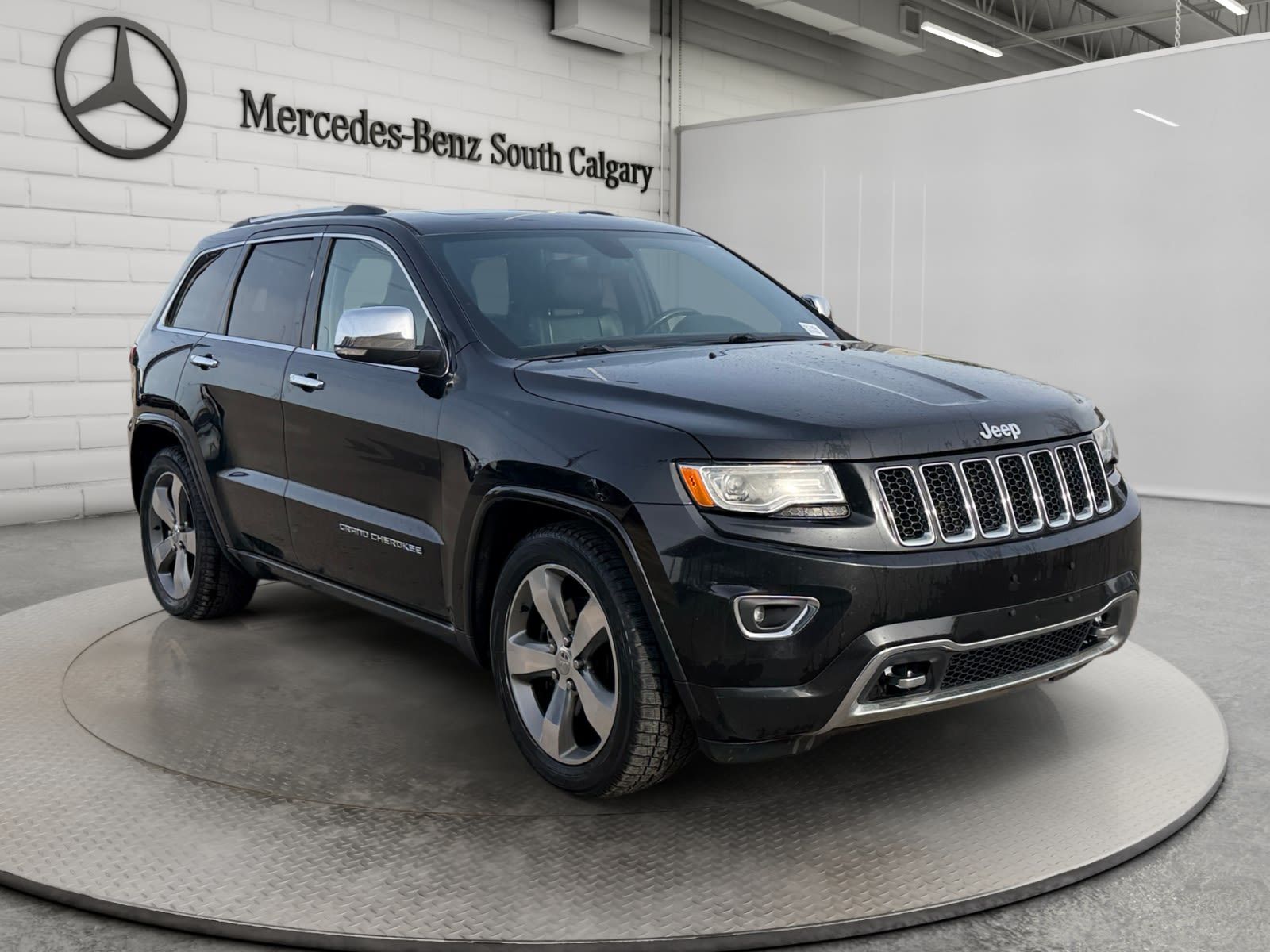 Photo 2015 Jeep Grand Cherokee Overland #3