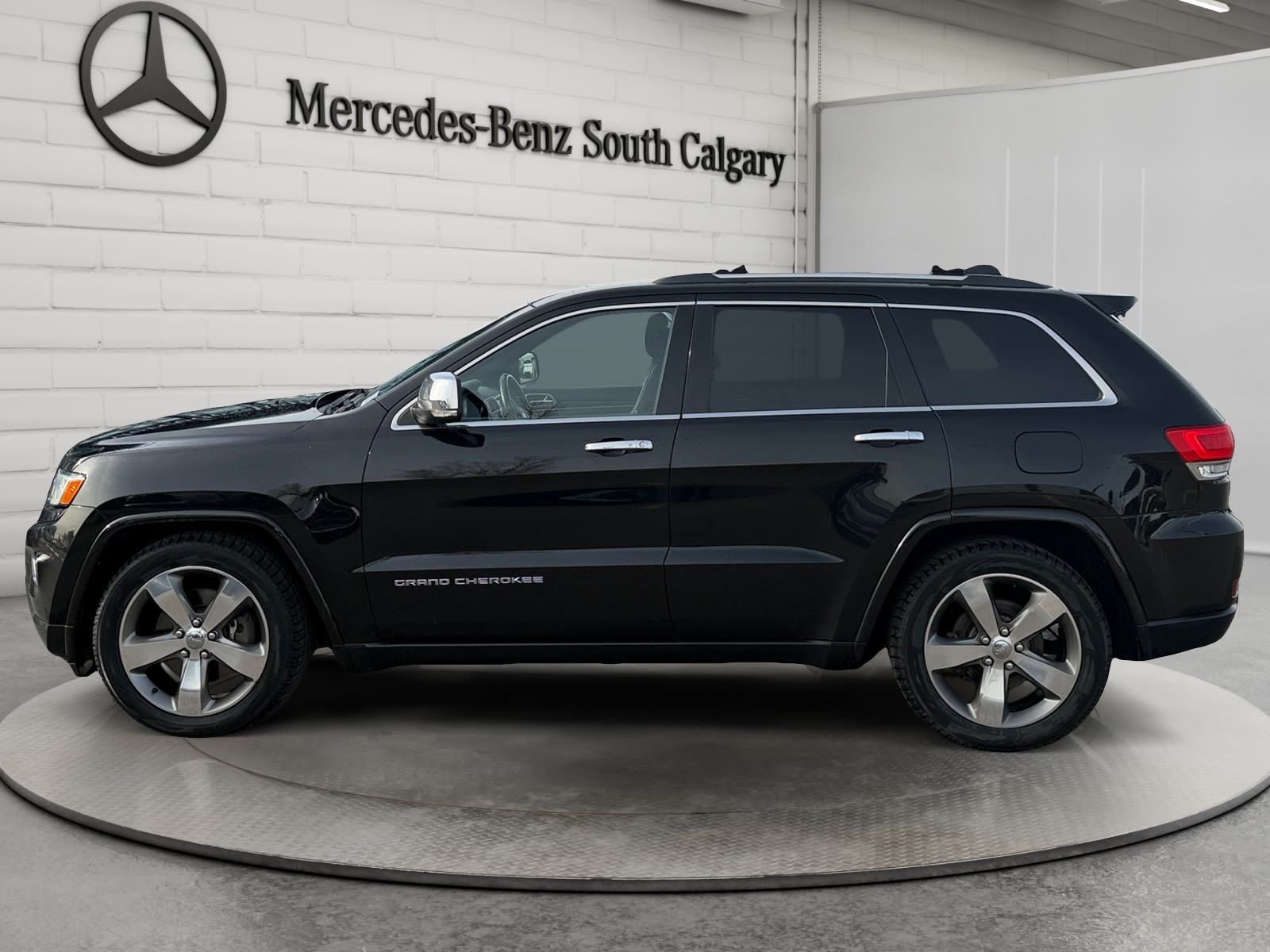 Photo 2015 Jeep Grand Cherokee Overland #8