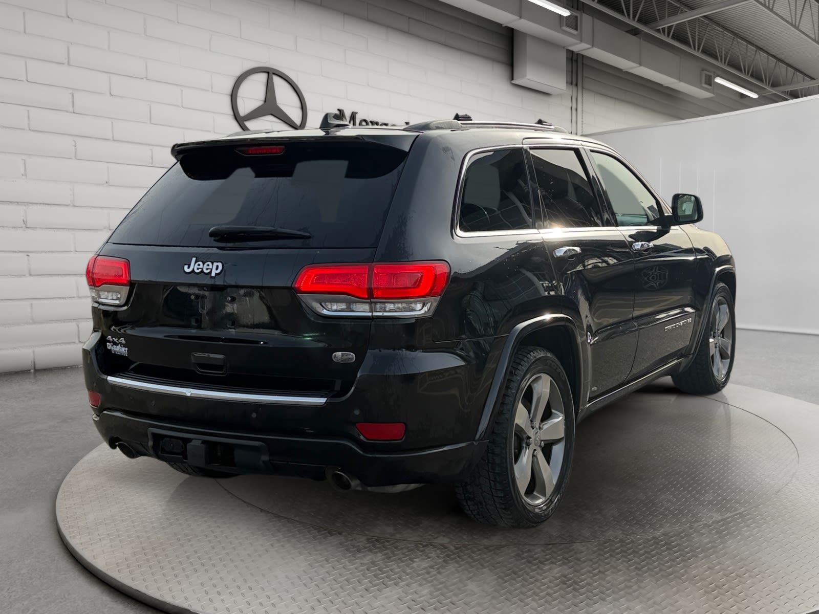 Photo 2015 Jeep Grand Cherokee Overland #5