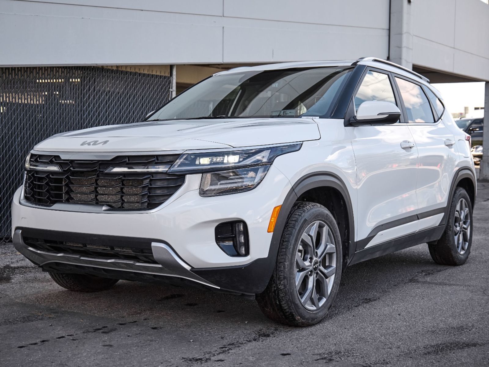 2025 Kia Seltos EX