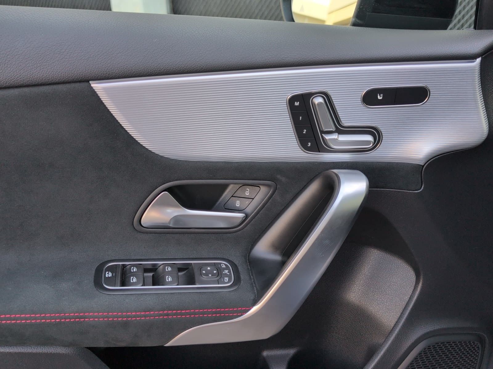 Photo 2022 Mercedes-Benz A-Class A 250 #8