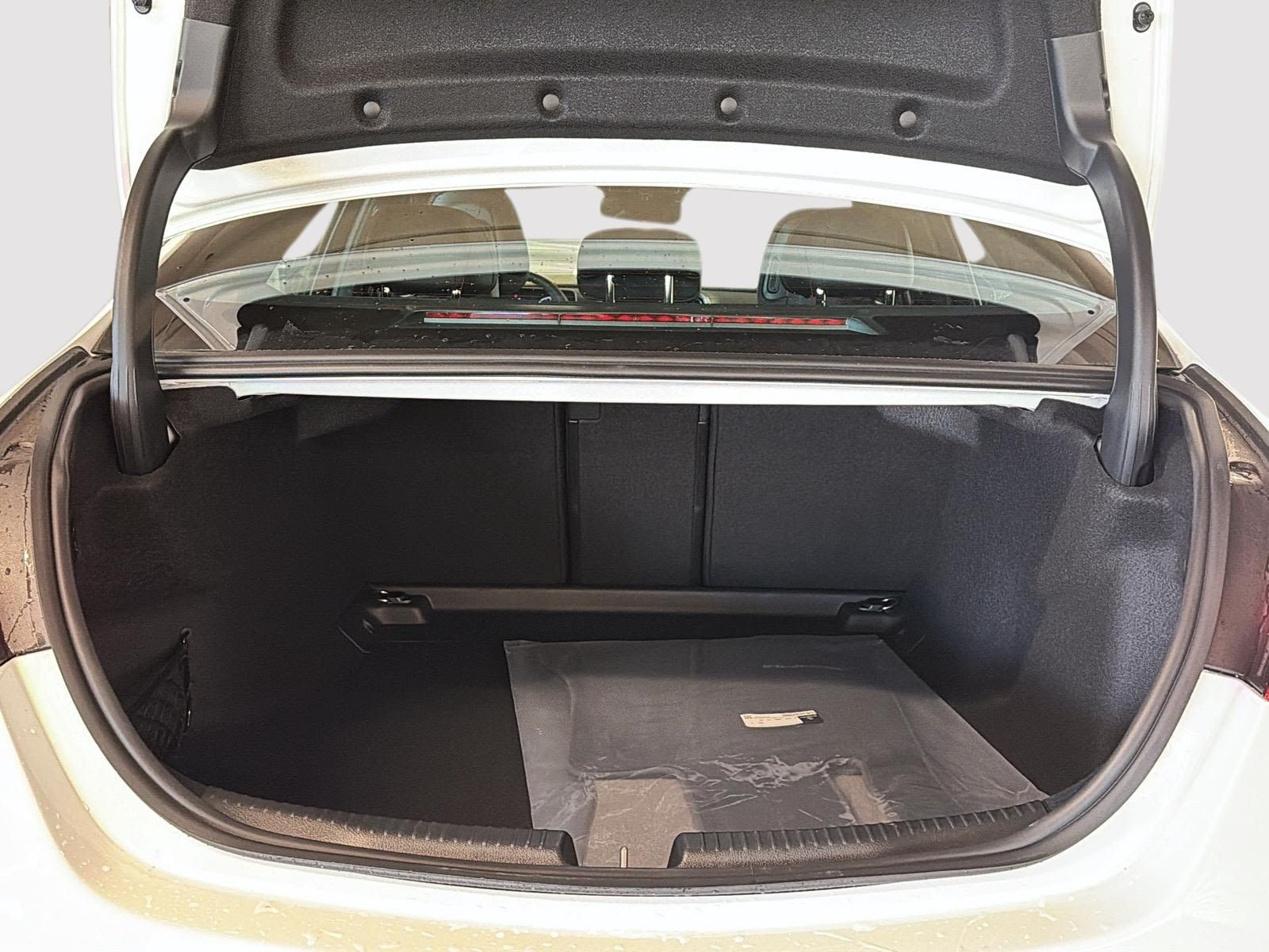 Photo 2026 Mercedes-Benz C-Class 300 4MATIC Sedan #6