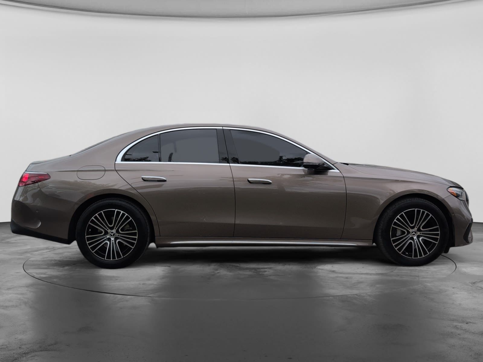 Photo 2025 Mercedes-Benz E-Class E 350 #4
