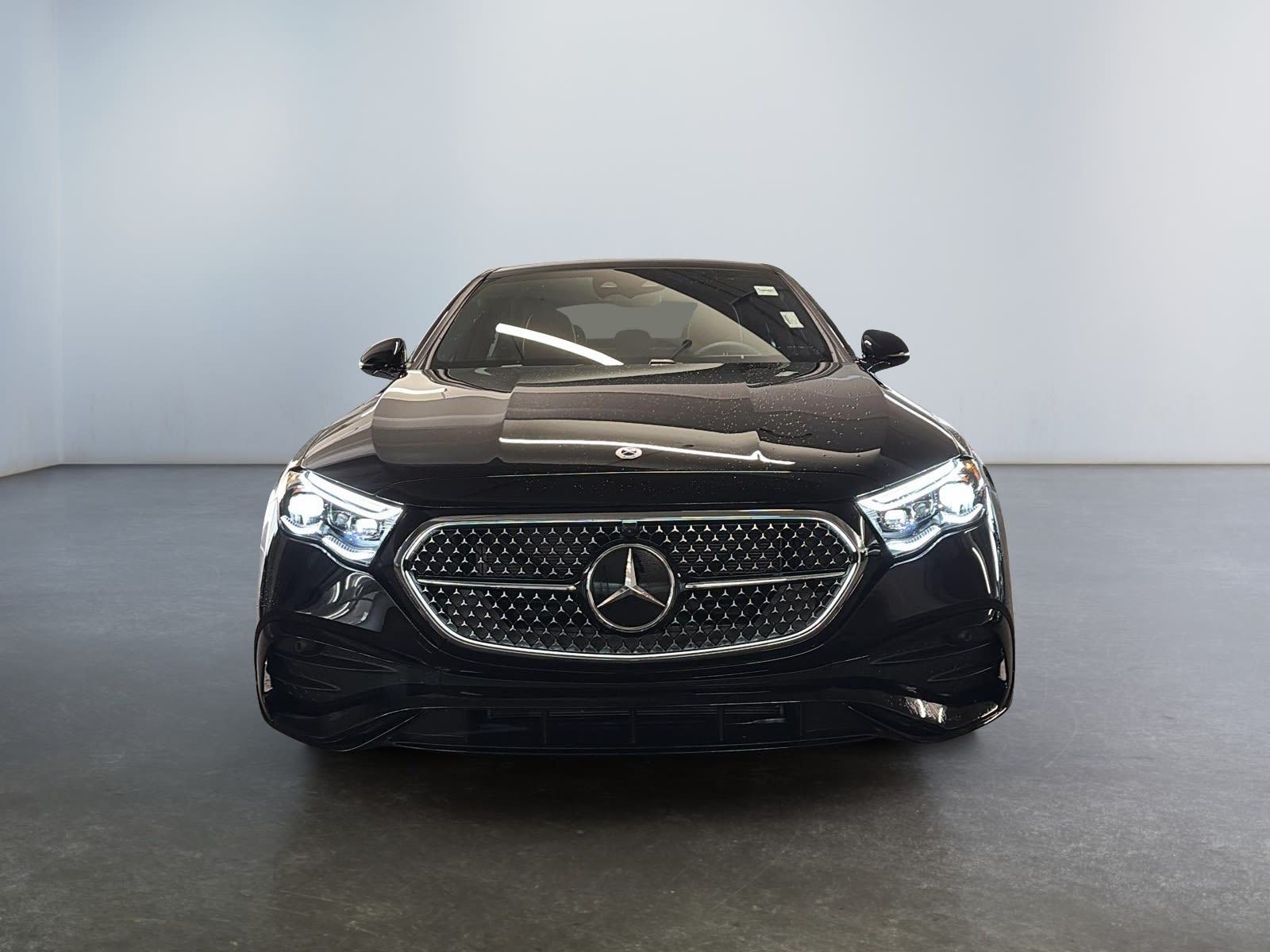 Photo 2026 Mercedes-Benz E-Class E 450 #2